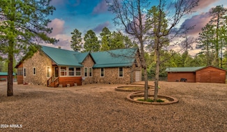4635 Pioneer Ln, Lakeside, AZ 85929