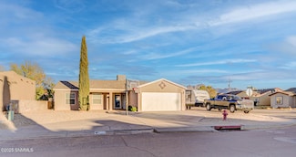 6520 Phoenix St, Las Cruces, NM 88012