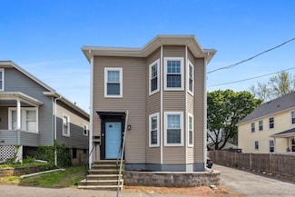 21 Laurel St, Salem, MA 01970