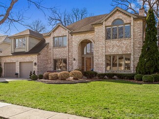 1350 Medinah Dr, Itasca, IL 60143