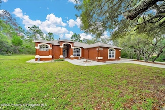 9130 Madrid Rd, Weeki Wachee, FL 34613