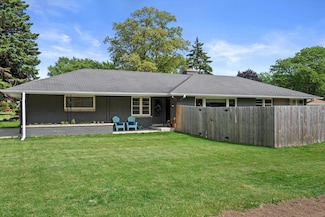 3351 W Vogel Ave, Milwaukee, WI 53221