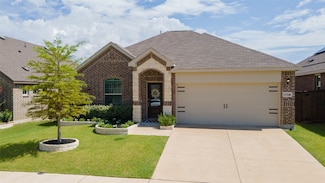 11416 White River Dr, Aubrey, TX 76227