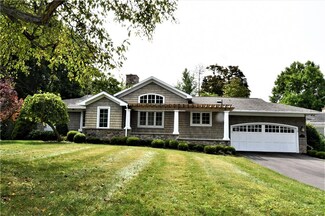 4 Gayle Rd, Skaneateles, NY 13152