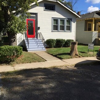 349 S Henry St, Gary, IN 46403