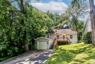 121 Brook St, Algonquin, IL 60102