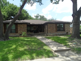 7035 Kingsbury Dr, Dallas, TX 75231
