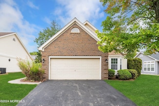 76 Butler Ave, Bayville, NJ 08721