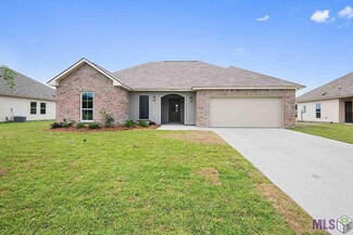 4737 Aubrey Ann Dr, Addis, LA 70710