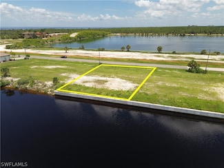 4524 NW 36th St, Cape Coral, FL 33993
