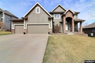 20002 Dewey Ave, Elkhorn, NE 68022
