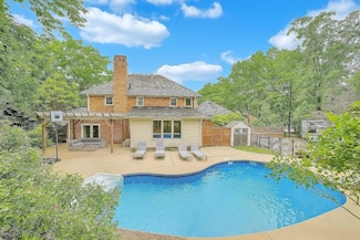 6245 Hidden Valley Dr, Roanoke, VA 24018