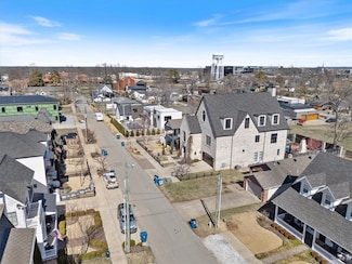 207 SW D St, Bentonville, AR 72712