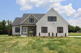 1004 Cade Dr, Wilmore, KY 40390