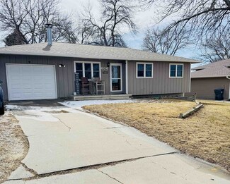 606 Meadow Ln, Norfolk, NE 68701