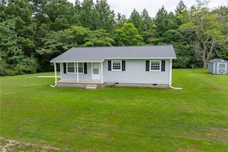 294 Sales Exchange Ln, Emporia, VA 23847