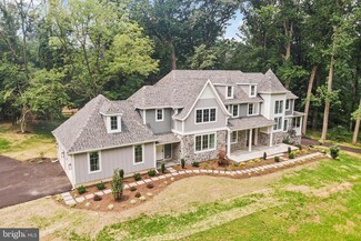 3 Woodbriar Dr, Media, PA 19063