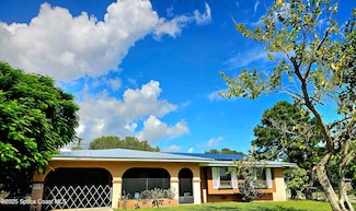 898 Hampton Dr NE, Palm Bay, FL 32905