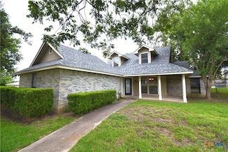421 E Upshaw Ave, Temple, TX 76501