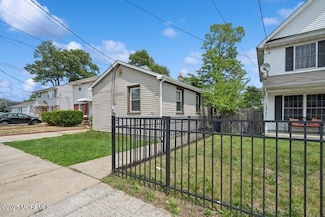 41 Seeley Ave, Keansburg, NJ 07734