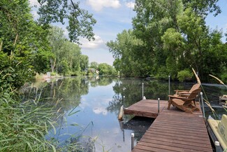 549 Vicki Ln, Saint Paul, MN 55126