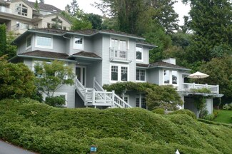 8146 W Mercer Way, Mercer Island, WA 98040