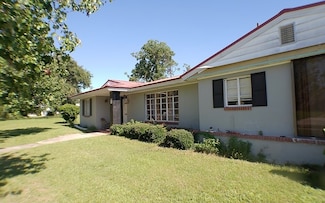 155 SE Madison St, Madison, FL 32340