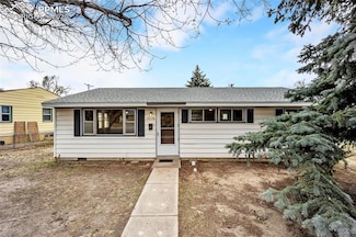 2524 Meadowlark Ln, Colorado Springs, CO 80909