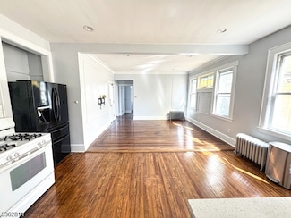 215 Alexander St Unit 3, Newark, NJ 07106