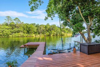 3b Poquito Rd, Shalimar, FL 32579