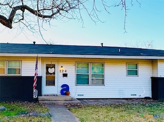 124 Cottonwood Dr, Gatesville, TX 76528
