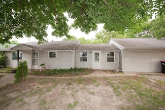 121 W Vine St, Delphi, IN 46923