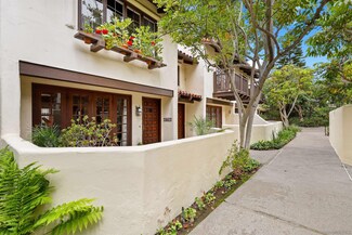 8672 Villa la Jolla Dr Unit 3, La Jolla, CA 92037