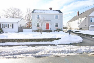 114 Preston Dr, Cranston, RI 02910