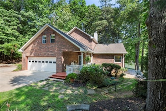 200 Mullins Ford Landing Rd, Westminster, SC 29693