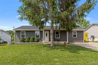 1325 Buffalo Rock Dr, O Fallon, MO 63366