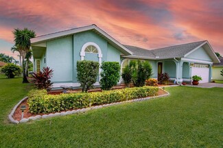 1581 SE Airoso Blvd, Port Saint Lucie, FL 34983