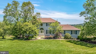 337 Grist Mill Rd, Boyertown, PA 19512