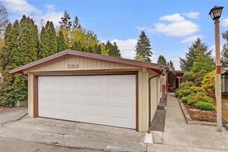 19413 129th Ave NE, Bothell, WA 98011