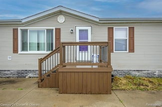 8137 Churchill St, Northville, MI 48167