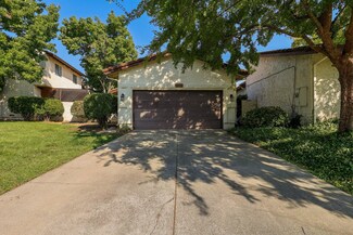 711 Coffeeberry Ln, Redding, CA 96003