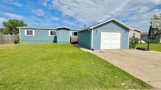 15 Estate Dr, Bowman, ND 58623