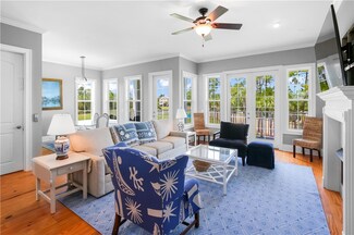 143 Riverfront Cir, Saint Marys, GA 31558