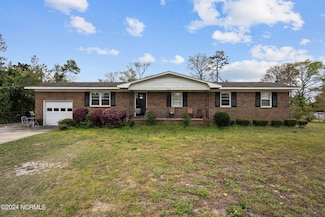 208 Wrenwood Cir, Wilmington, NC 28405