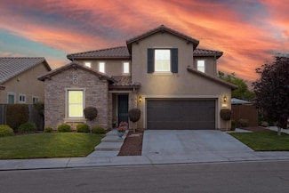2816 Westport Cir, Oakdale, CA 95361