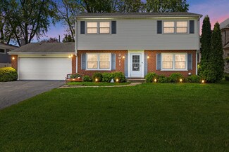 2011 Brentwood Rd, Northbrook, IL 60062