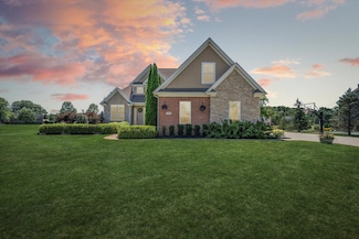 198 W Auburn Trail Unit 31, Brighton, MI 48114