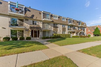 7932 W 93rd St Unit 3H, Hickory Hills, IL 60457