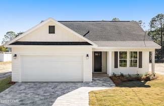 9019 Laird St, Panama City, FL 32408