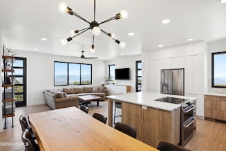 1088 W Hillcrest Ln, Wanship, UT 84017
